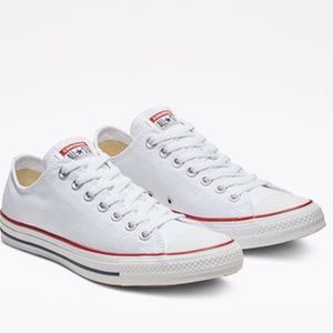 Women’s Converse Shoes - spectacular condition!